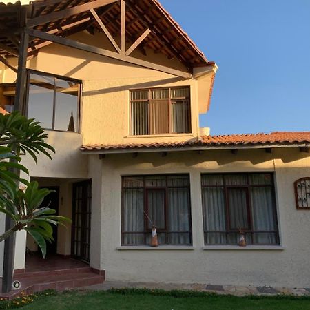 Apartamento con jardin Cochabamba Exterior foto