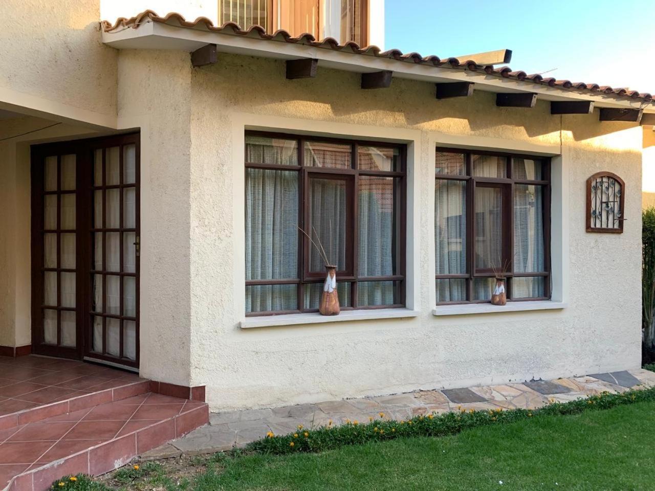 Apartamento con jardin Cochabamba Exterior foto