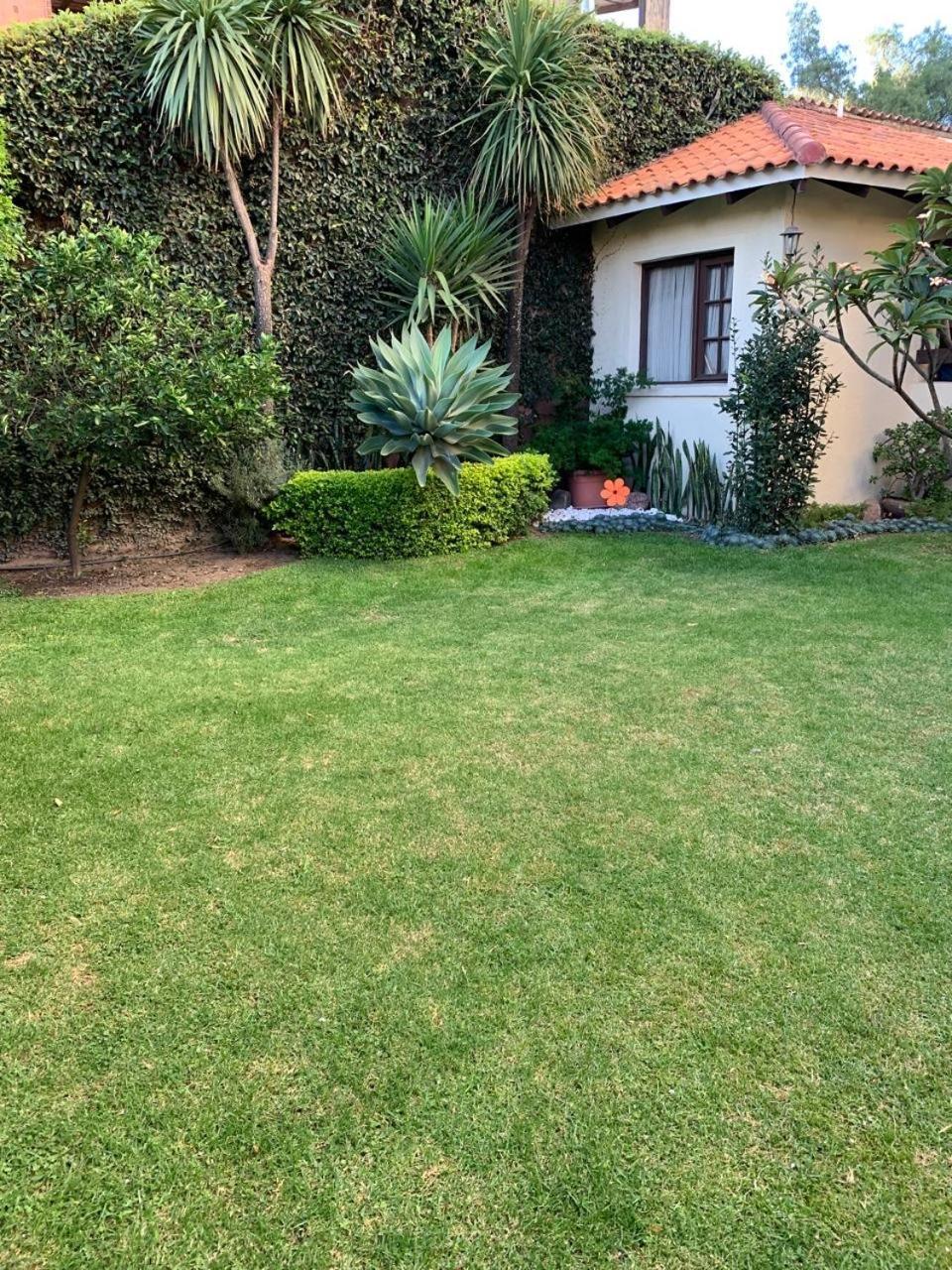 Apartamento con jardin Cochabamba Exterior foto