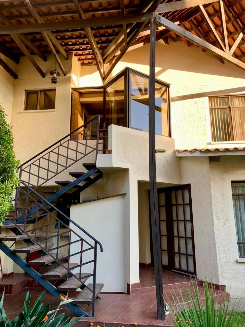 Apartamento con jardin Cochabamba Exterior foto