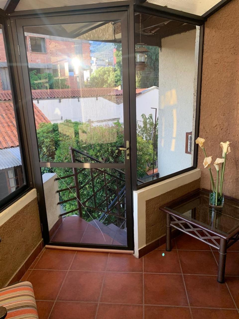 Apartamento con jardin Cochabamba Exterior foto