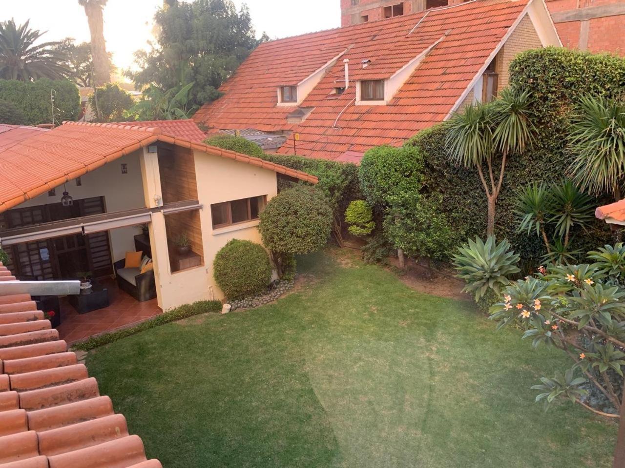 Apartamento con jardin Cochabamba Exterior foto